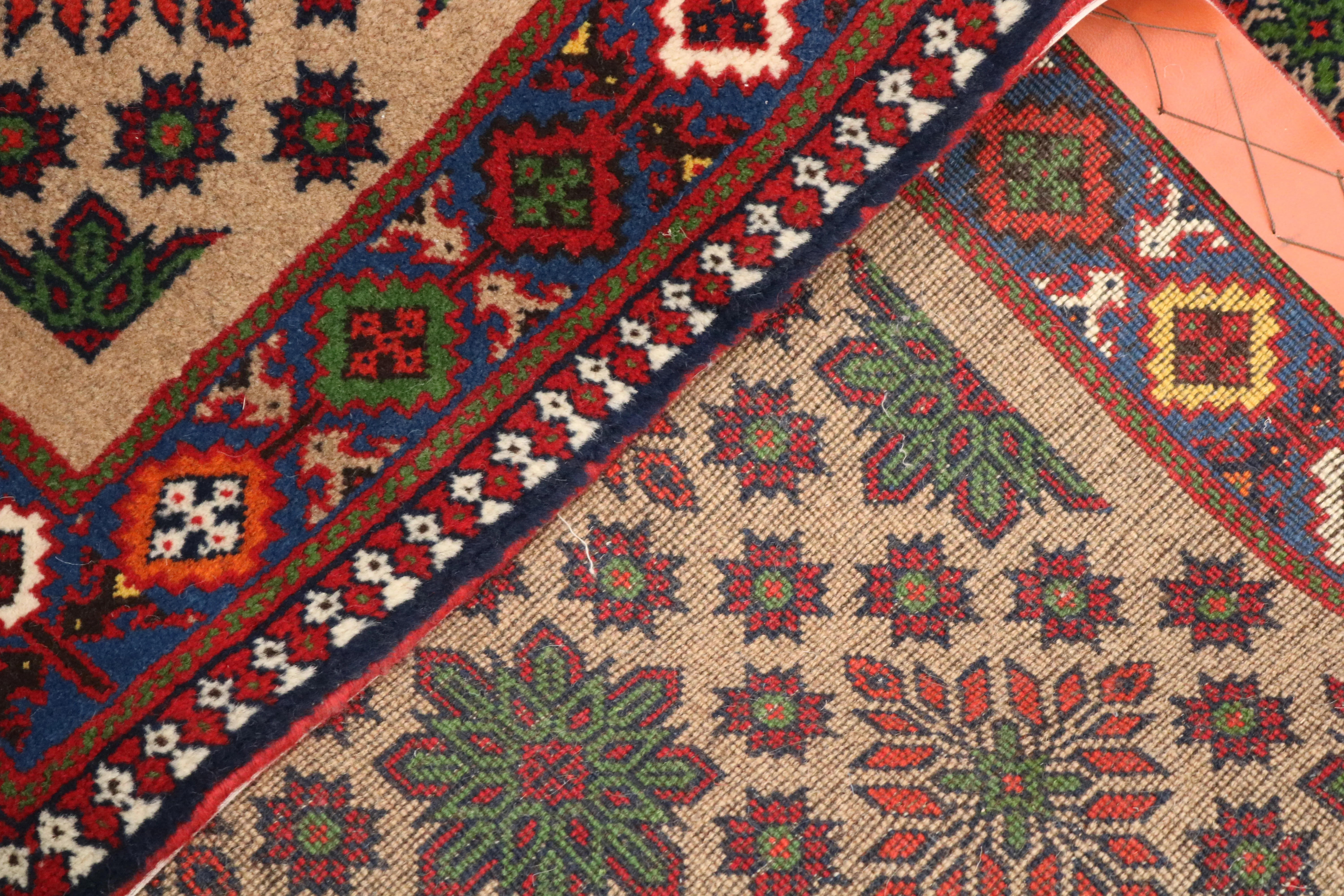 Persian Shahreza Wool Rug