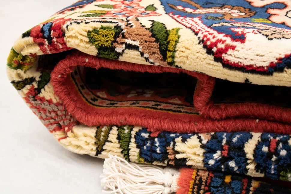 Handwoven Bakhtiari Wool Rug