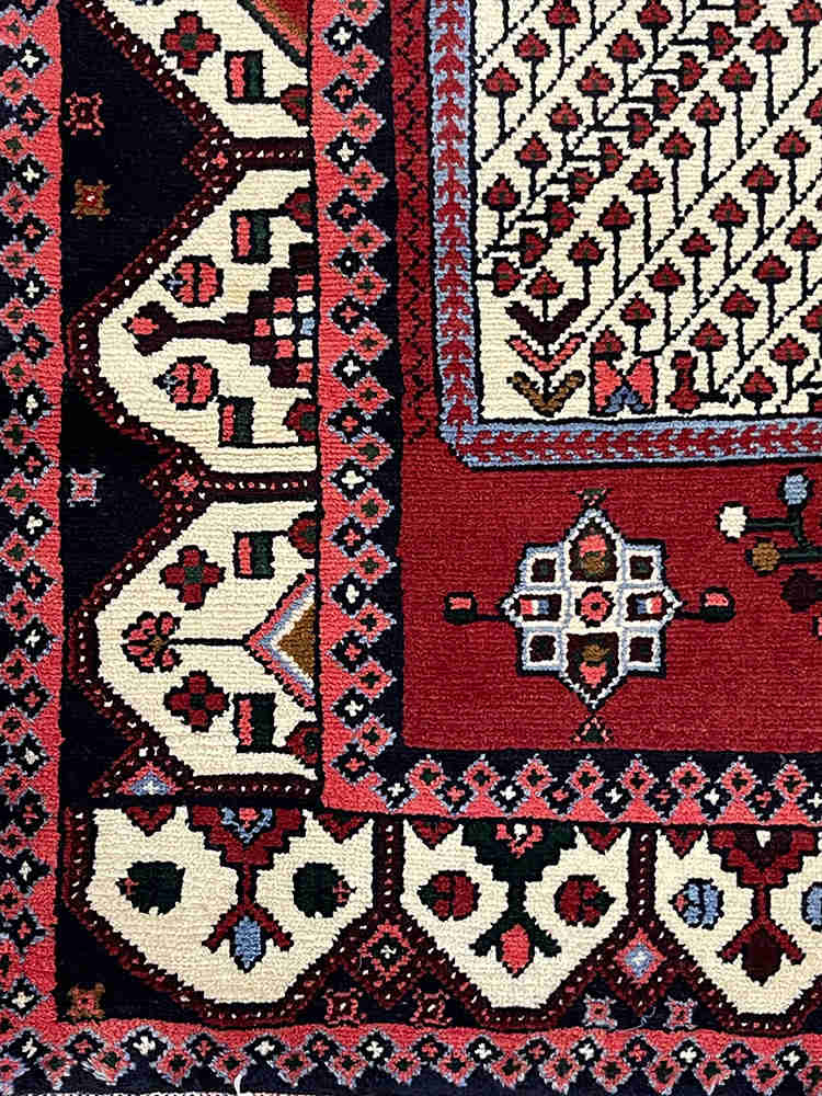 Hand Knotted Persian Saveh Rug