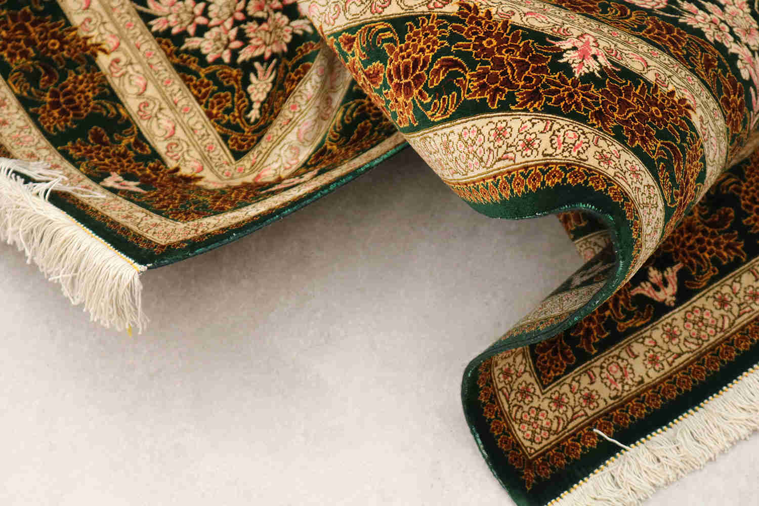 Silk Rug Authentic Persian Qum Silk Rug - Percarin