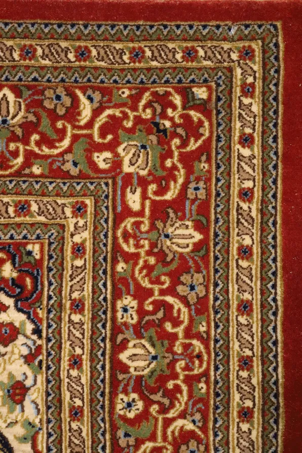 Isfahan Medallion Rug