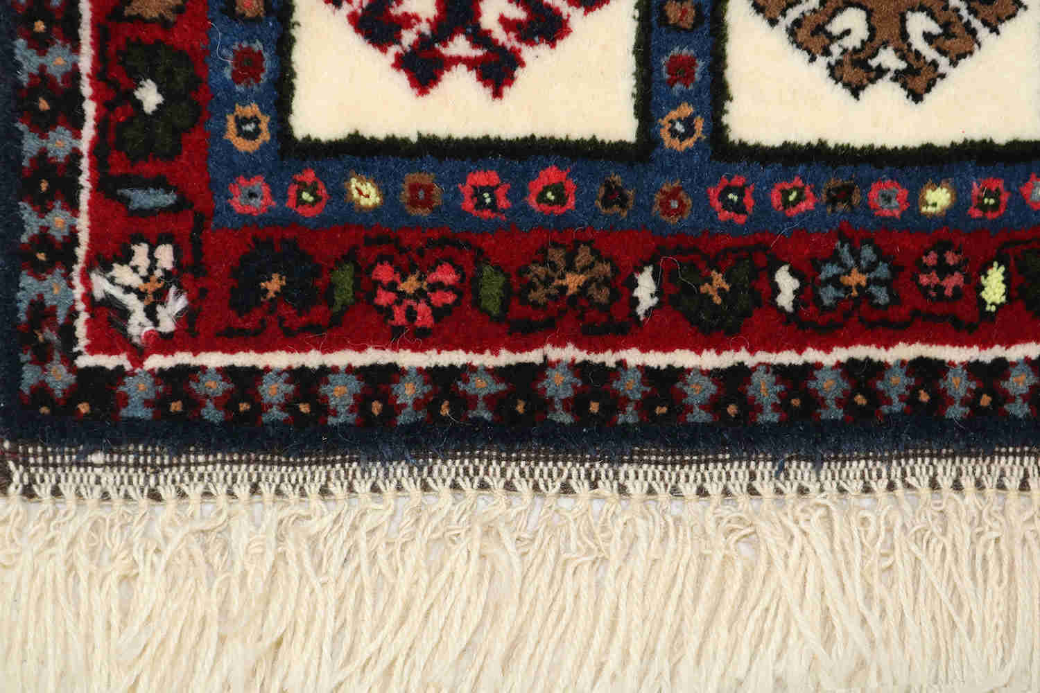 Persian Shahreza Rug