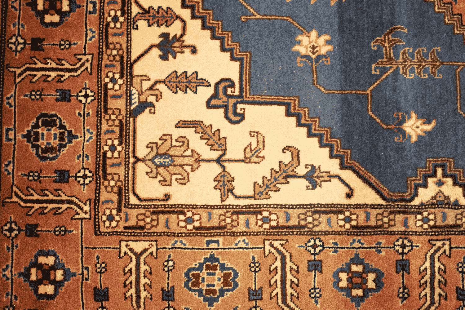 Meymeh Persian Rug