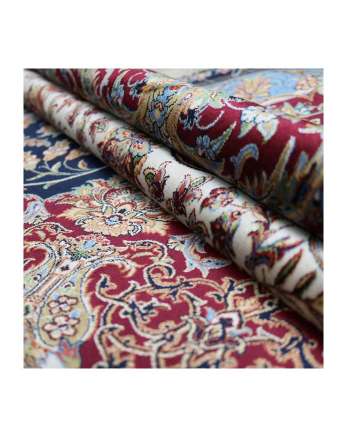 Machine-made Cream and Navy Persian Isfahan Medallion Silk Carpet SL02