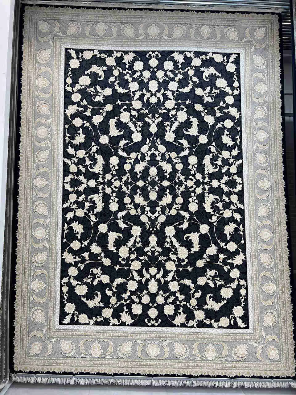 Machine-made Navy Blue Rug